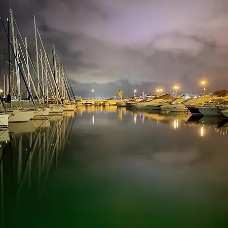 Beautiful Center Terrace Parking * 칸느