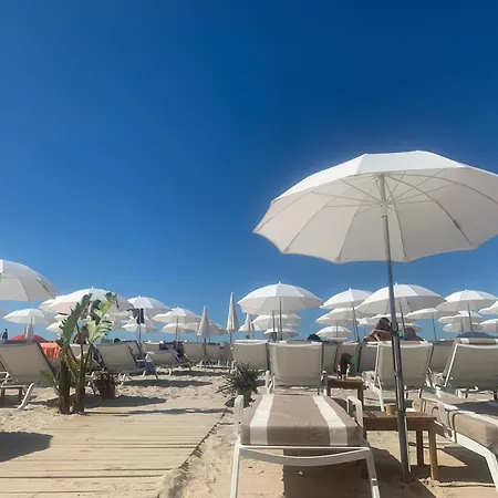 아파트 Beautiful Center Terrace Parking 칸느