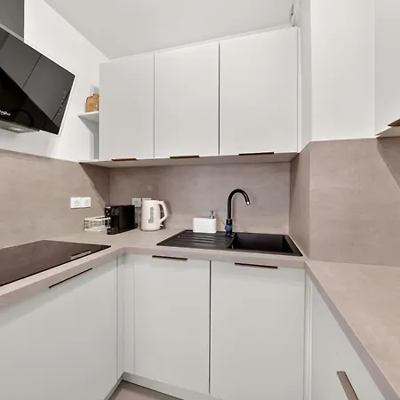 Beautiful Center Terrace Parking Apartman *