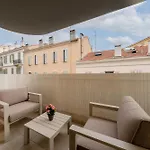 شقة Beautiful Center Terrace Parking
