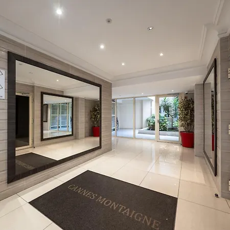 公寓 Beautiful Center Terrace Parking 戛纳